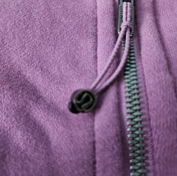 lululemon athletica Women's Mauve Half-Zip Sweatshirt - Picture 3 of 9